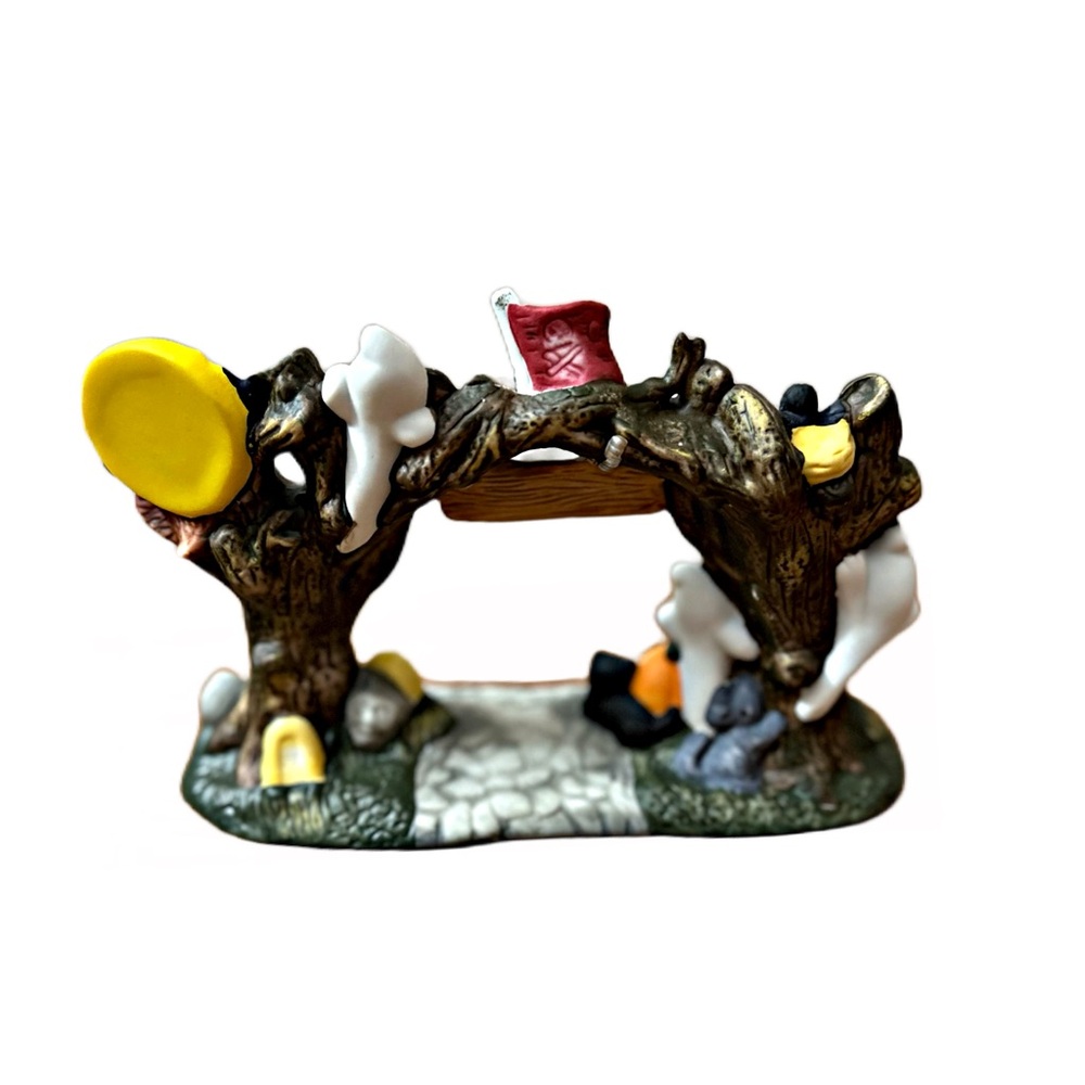 Vintage Spooky Hollow Haunted Gateway NWT 2002 - Picture 4 of 7
